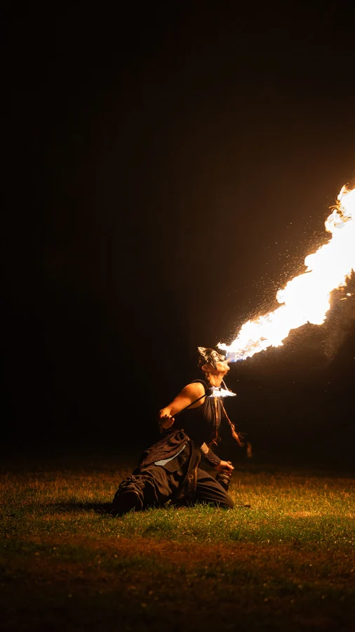 Spectacle pyrotechnique de la compagnie La Horde, Fête des Sorcières 2026