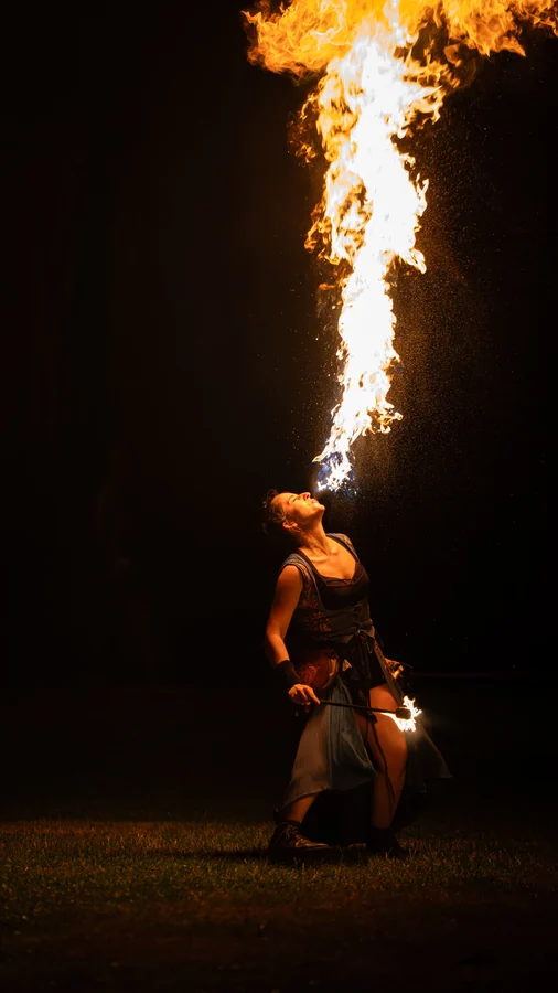 Spectacle pyrotechnique de la compagnie La Horde, Fête des Sorcières 2026