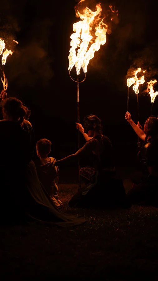 Spectacle pyrotechnique de la compagnie La Horde, Fête des Sorcières 2026